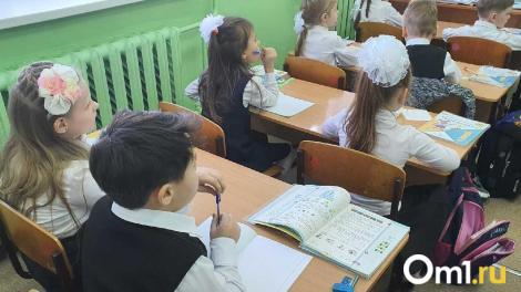 В Омске закрыли на карантин одну школу и 38 классов из-за всплеска ОРВИ
