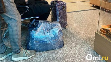 В Омске на четыре часа задержали самолёт из-за ограничений в аэропорту Уфы
