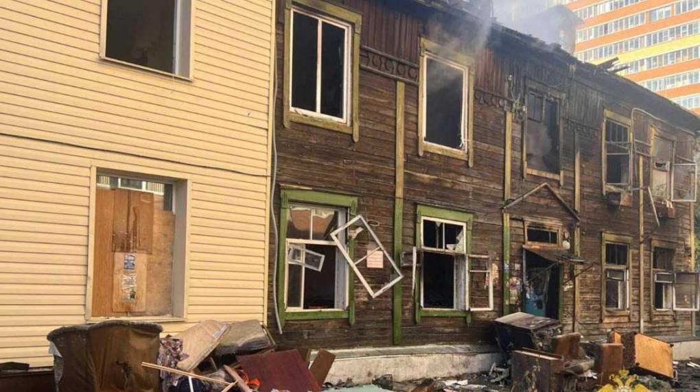 Сгоревший барак на Римского-Корсакова снесут к 2026 году в Новосибирске