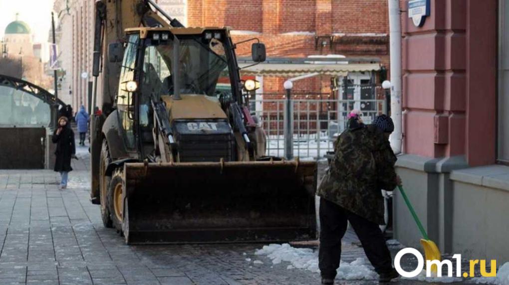 Более 450 единиц техники работают на расчистке дорог Новосибирской области