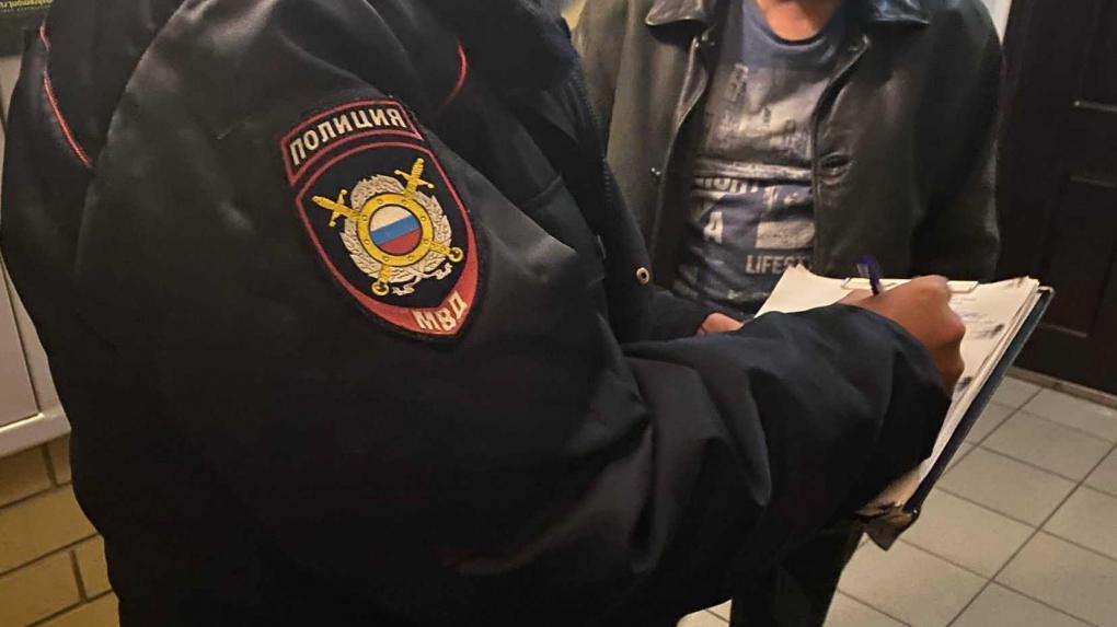 В Сибири водитель Nissan сбил двух детей на «зебре»