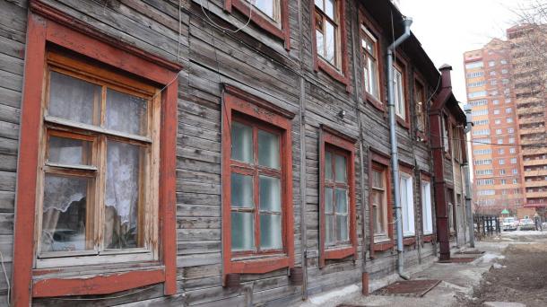 В Новосибирской области в очереди на расселение стоит 7997 аварийных объектов