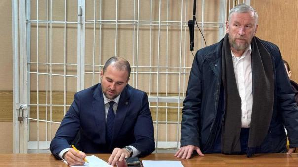 В Новосибирске началось рассмотрение уголовного дела экс-депутата о мошенничестве на миллиард рублей