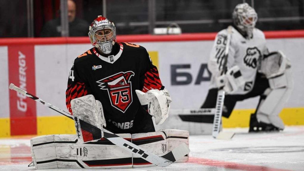 «Авангард» впервые за три года обыграл дома «Трактор»