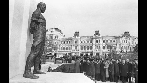 Вы никогда не догадаетесь, где это было снято в Омске: непростой тест по архивным фотографиям