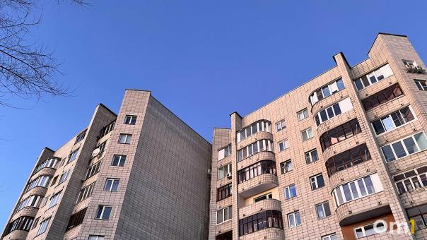 Омичам будут выдавать квартиры за 5 лет хорошей работы