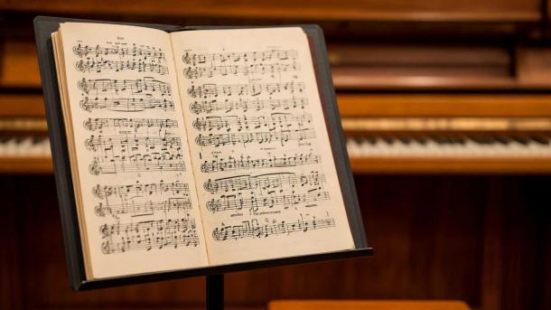 «Насмотрелась на американских рэперш»: Любятинка обвинила Инстасамку в погоне за хайпом