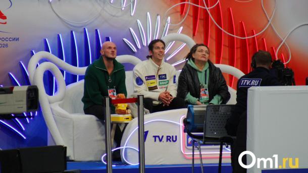 Гуменник с огромным отрывом выиграл этап Гран-при России в Омске