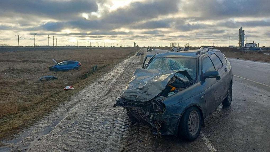 Под Омском в ДТП погибла девочка, ехавшая без детского кресла