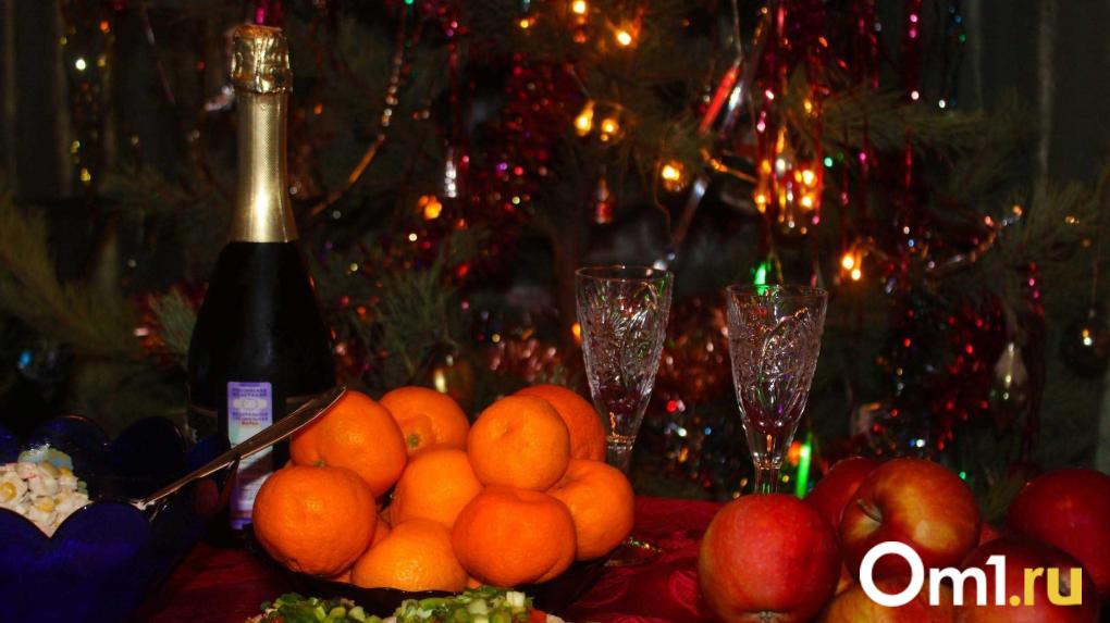 Эксперт рассказала, какие продукты можно покупать для новогоднего стола заранее