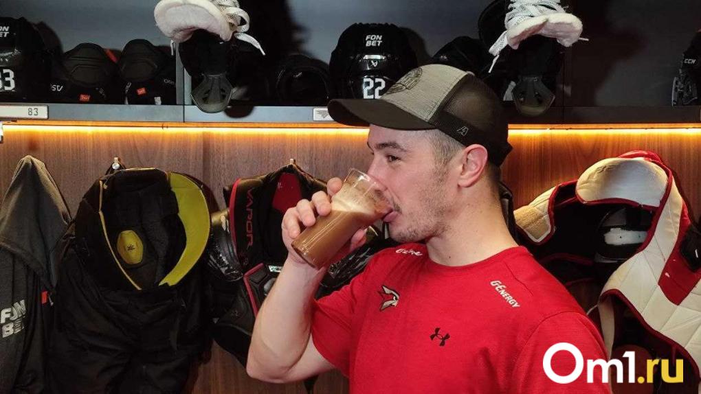 Форвард «Авангарда» Потуральски рассказал, где живёт и чем питается в Омске