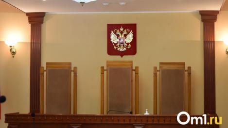 В Омске будут судить бывшего главврача Тюкалинской ЦРБ. В чём его обвиняют?