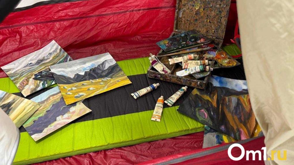 Наедине с горами. Новая выставка открылась в омском Историческом парке Россия моя история