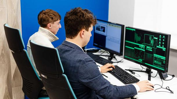 Погружение в IT: как в Омском политехе реализуют масштабный проект «Топ-ИТ»