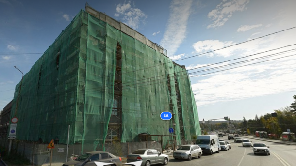 Новые фасад и кровля: в Омске завершили реставрацию корпуса педуниверситета