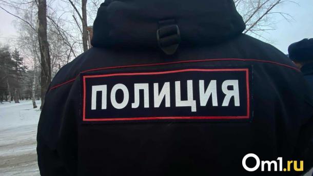 В Омской области женщина из ревности ударила девушку по лицу осколком стекла