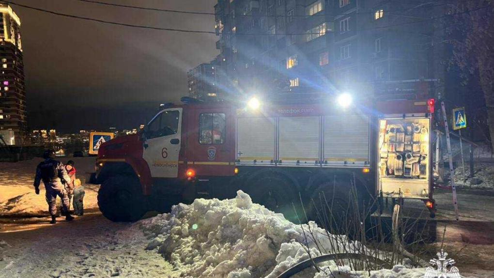 Два человека пострадали в пожаре в новосибирской гостинице