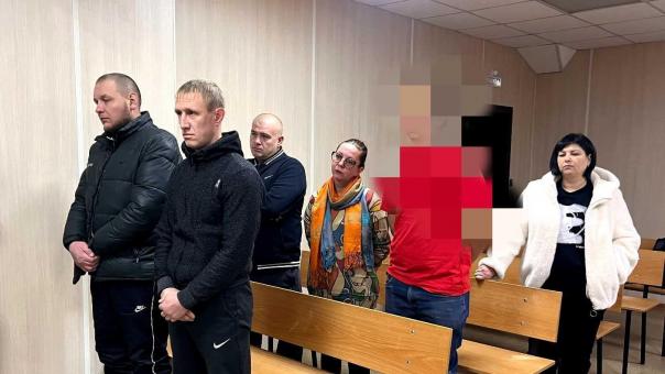 Суд вынес приговор хулиганам, напавшим на подростка и его мать в Новосибирске