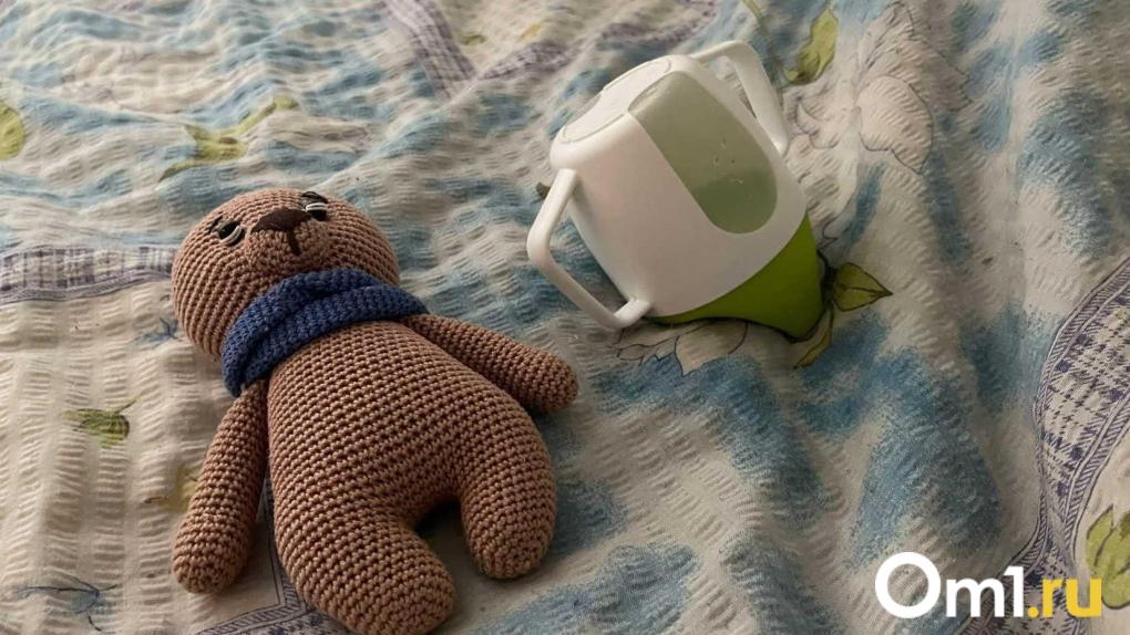 Спасатели вскрыли квартиру в Новосибирске, чтобы помочь девятилетнему ребёнку