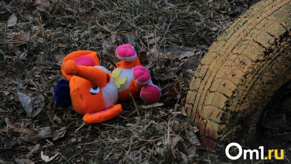 В Омске арестовали мужчину за избиение 3-летней девочки