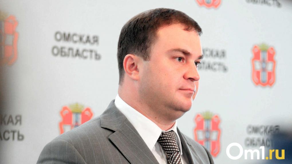 Хоценко переназначил двух министров в правительстве Омской области