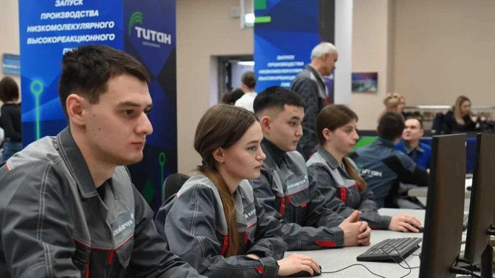 Более 2,5 млрд рублей вложили в запуск омского производства низкомолекулярного полиизобутилена