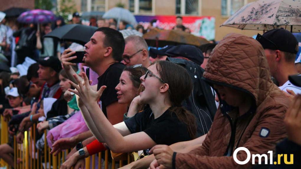 До 6 тысяч за вход: в Омске начали продавать билеты на концерт группы «Звери»