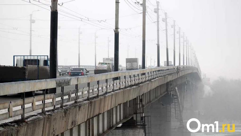 В мэрии прокомментировали ситуацию с забастовкой рабочих на омском мосту у Телецентра