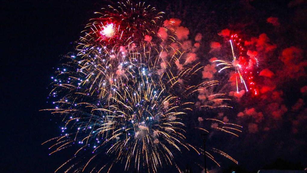 Праздничного салюта в новогоднюю ночь-2026 в Новосибирске не будет