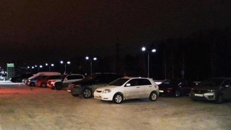 В центре Омска планируют построить платные парковки для 1211 машин