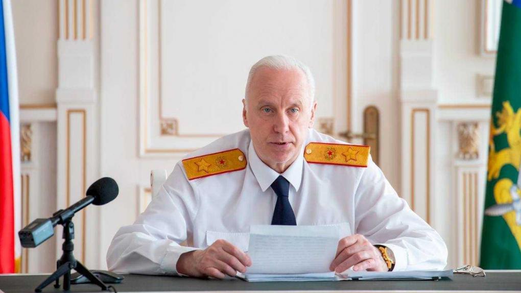 Многодетная семья из Новосибирска остаётся без квартиры: СК начал проверку