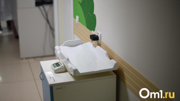 Дети ясельного возраста составляют большинство пациентов в детской инфекционной больнице Новосибирска