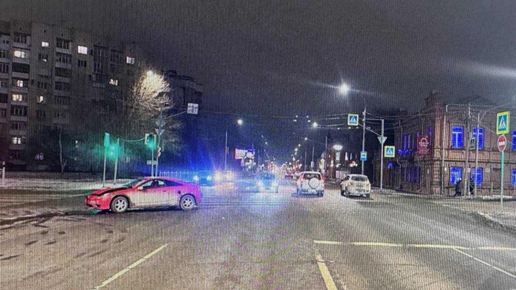 В столкновении «Тойот» в Омске пострадала девочка