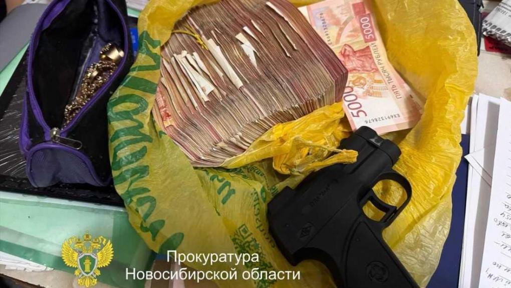 В Новосибирской области задержали группу цыган, подозреваемых в обмане 35 россиян