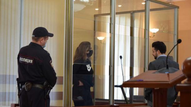 Восемь подростков арестованы за поджог вышки связи в Новосибирске