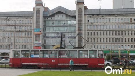 В омском Дептрансе рассказали о самом старом общественном транспорте в городе