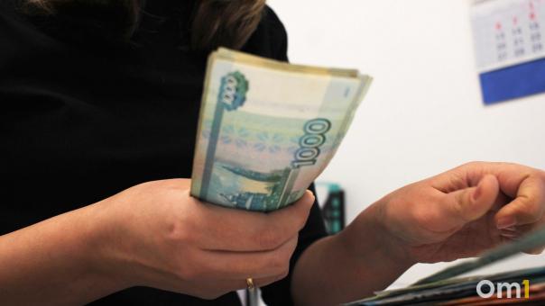 Омским работодателям срочно нужны водители, медики и инженеры: сколько им готовы платить?