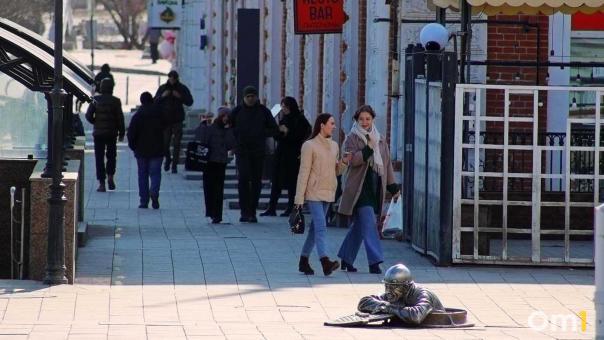 Историческую гостиницу «Россия» в центре Омска выставили на продажу