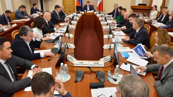 Виталий Хоценко провёл последнее в этом году заседание проектного комитета Омской области