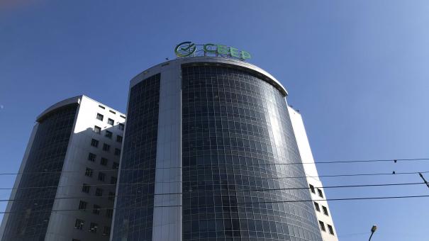 Картами Сбера теперь можно платить со смарт-часов с приложением FlipUp