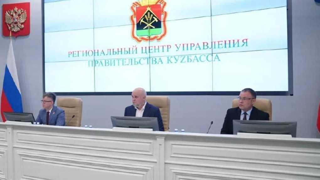 В Кузбасс с рабочим визитом прилетел министр энергетики России Сергей Цивилев