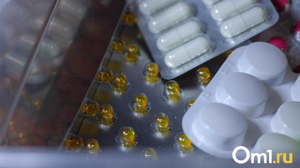 Омичка пожаловалась, что не может найти обезболивающие для отца с онкологией из-за дефицита лекарств