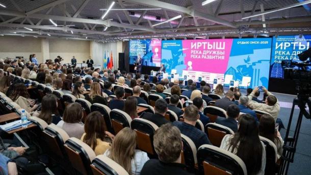 В Омске обсудили создание транзитного коридора в Китай по Иртышу