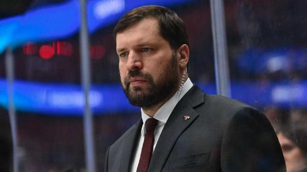 Тренер «Авангарда» пропустит ближайшие матчи