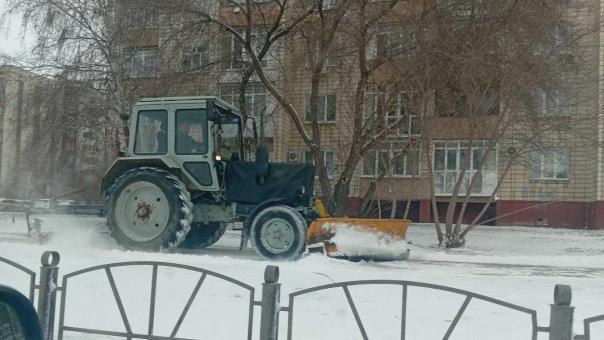 В УДХБ рассказали, как в Омске убирают город после сильнейшего снегопада
