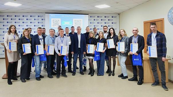 В «Россети Новосибирск» наградили победителей корпоративного конкурса среди молодых сотрудников
