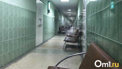В омском Минздраве отрицают дефицит врачей для роддомов