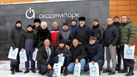 Проект «В одной команде со СВОими» познакомил участников СВО с передовыми технологиями Академпарка
