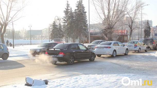 В Омске изменили схему движения на важном перекрёстке