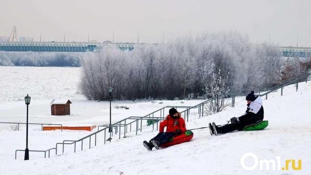 Врач назвал пять правил безопасности для детей в новогодние каникулы